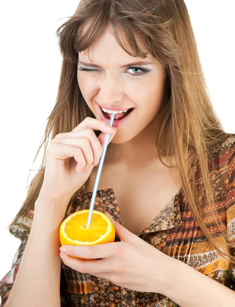 Werbebild der schönen Frau mit Orange — Stockfoto