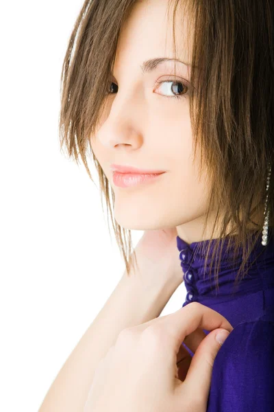 Portret van mooie Kaukasische jonge vrouw op witte achtergrond — Stockfoto