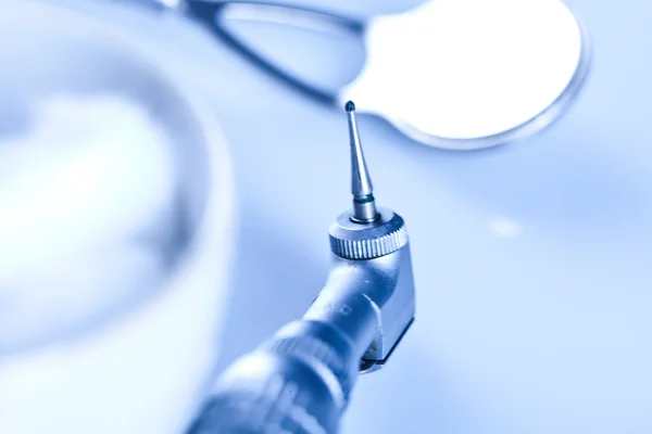Kontrolovat zuby a sterilní podmínky — Stock fotografie