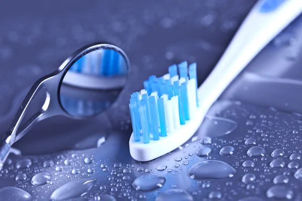Cepillo de dientes y cuidado de la salud dental — Foto de Stock