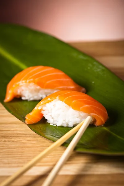 Sushi y rollos —  Fotos de Stock