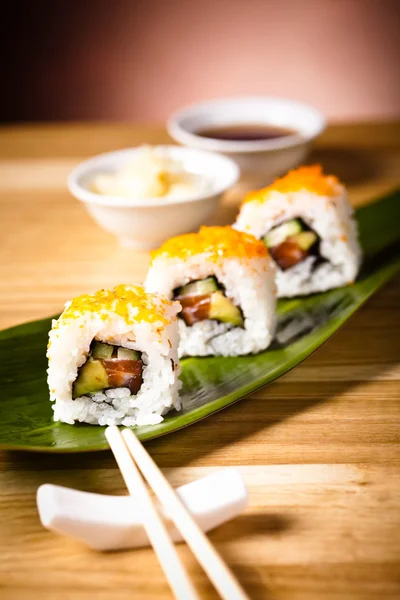 Выбор суши-ланча — стоковое фото