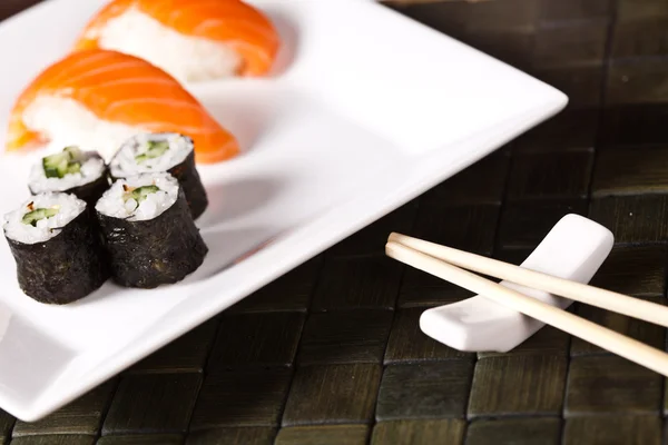Primer plano sushi japonés —  Fotos de Stock