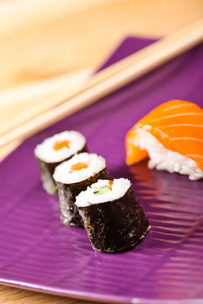 Sushi prêt pour le déjeuner — Photo