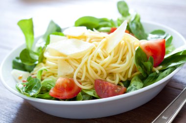 Spaghetti en ensalada