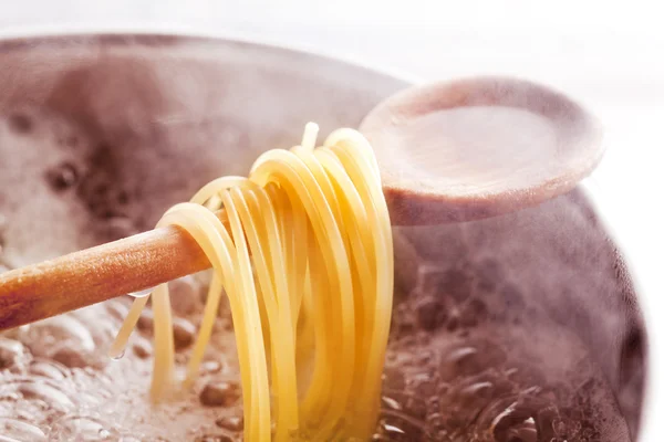 stock image Cook spaghetti