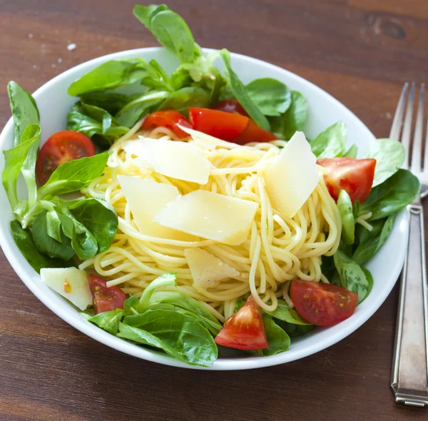 stock image Spaghetti in salad