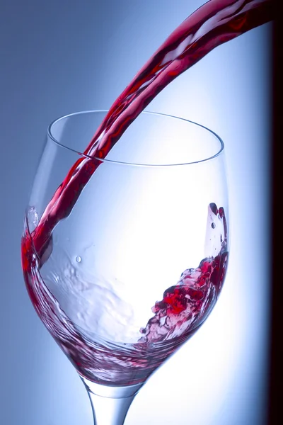Rött vin splash — Stockfoto