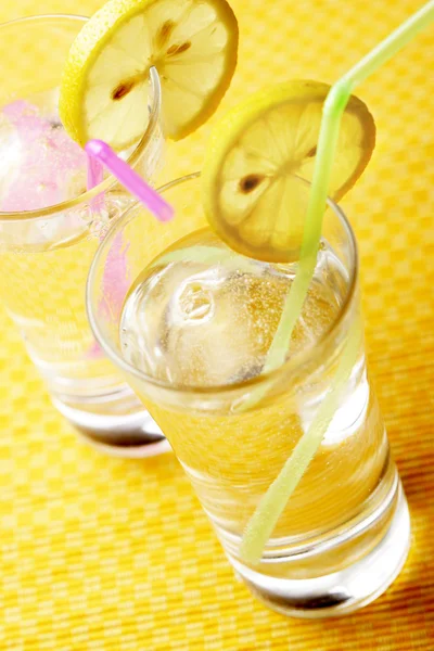 Air Dengan Lemon — Stok Foto