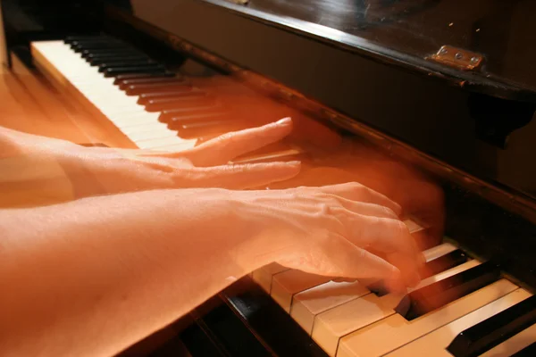 Pianospelare — Stockfoto