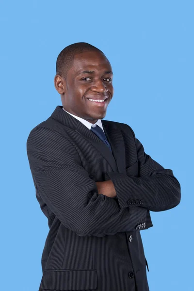 Африканский бизнесмен улыбается тебе — стоковое фото