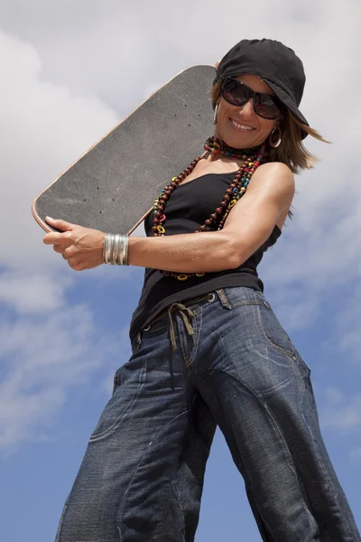 Cool skateboard woman — Stock Photo, Image