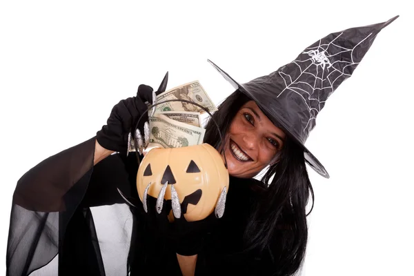 ハロウィーンの魔女のお金を節約 — ストック写真