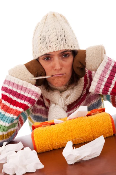 Mujer con síntomas de gripe — Foto de Stock