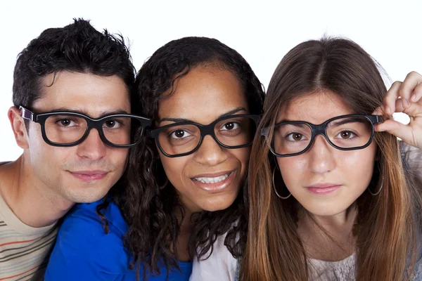 Três amigos estudantes inteligentes — Fotografia de Stock