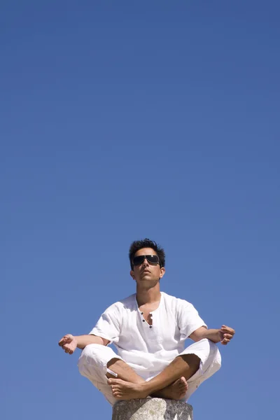 Yoga mannen — Stockfoto