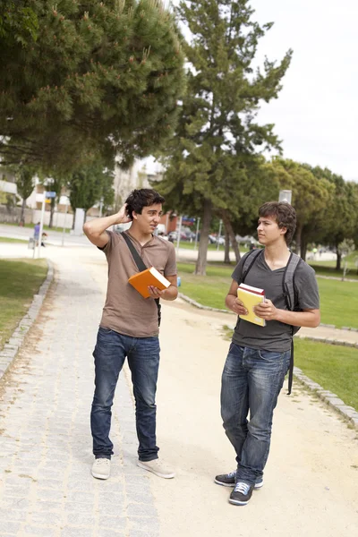 Students outdoor — Stock Photo, Image
