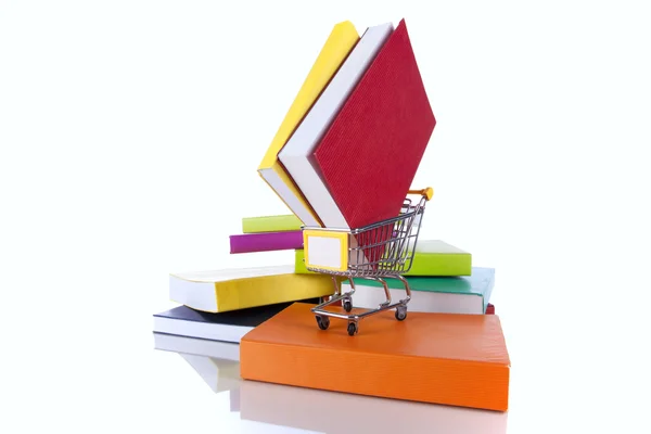 Köpa böcker — Stockfoto