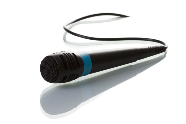 Изолированный микрофон — стоковое фото