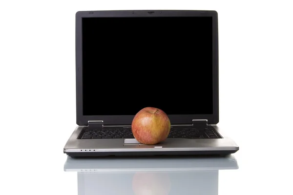 Apple no computador portátil — Fotografia de Stock