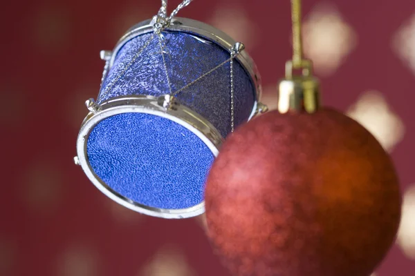 Christmas ball and drum (selective and soft focus) — Stock Photo, Image