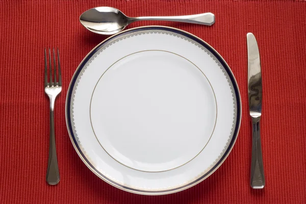 접시, 포크, 나이프와 스푼 — 스톡 사진