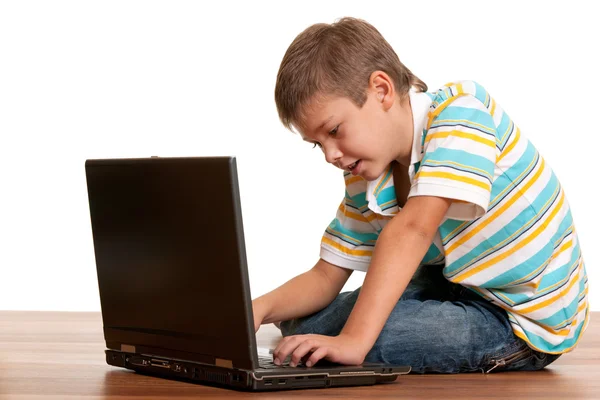 Skomputeryzowane dziecko — Zdjęcie stockowe