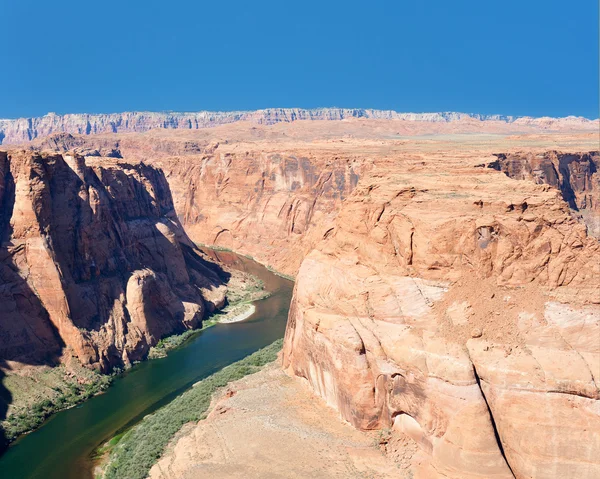 Rochas vermelhas perto do rio Colorado — Fotografia de Stock