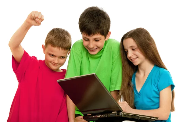 Bambini con laptop — Foto Stock