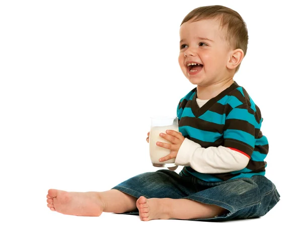 Beber leche niño pequeño —  Fotos de Stock