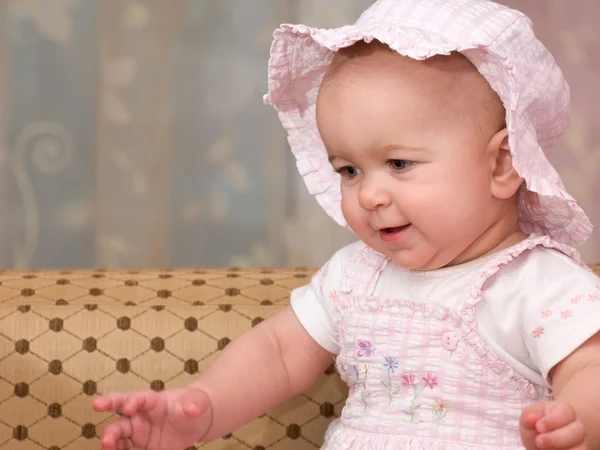 분홍색 아기 인형 — 스톡 사진
