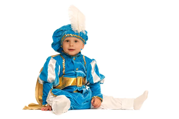 Pequeno príncipe de terno azul — Fotografia de Stock
