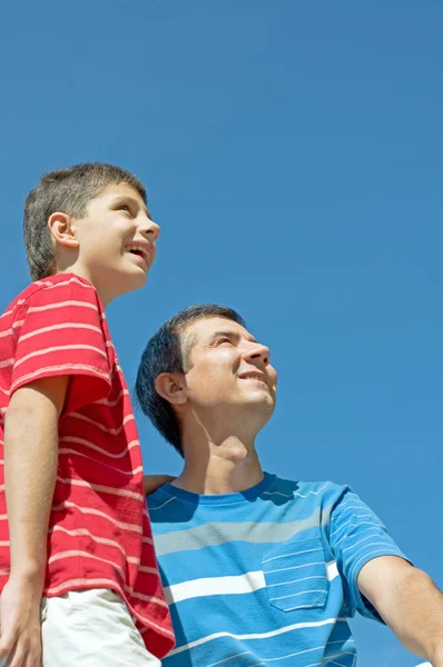 Father and his son outdoors — Stock Photo, Image