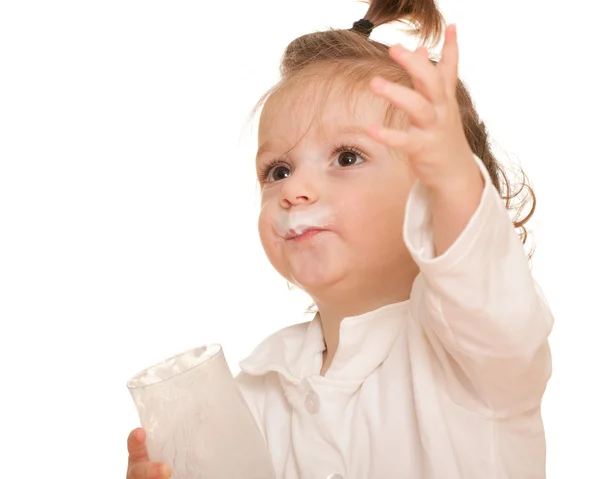 Kleine Jungen mögen Milch — Stockfoto
