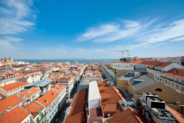Czerwone dachy z Lizbony — Zdjęcie stockowe