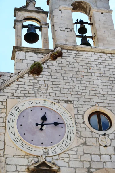 Special clock near the cathedral of Sibenik, with 24 hours — Stock Photo, Image