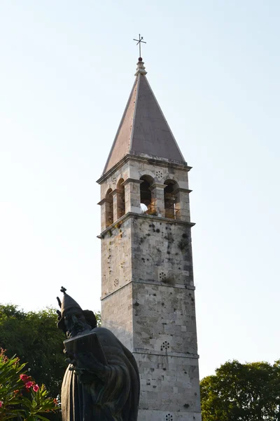 Pomnik Grzegorza Nin, Pałac Dioklecjana — Zdjęcie stockowe