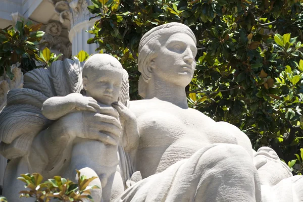 stock image Statue of man and boy in Washington DC.