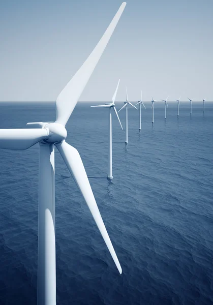 Ветряные турбины в океане — стоковое фото