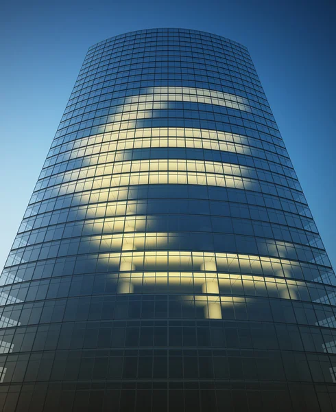 Skyskrapa med eurotecknet — Stockfoto