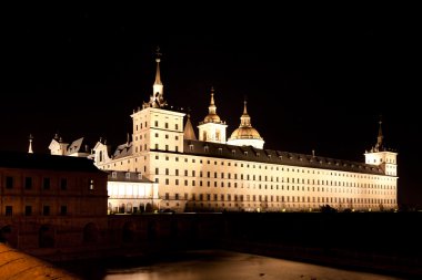 San lorenzo de el escorial Manastırı, İspanya, gece