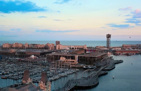 Letecký pohled na barcelonský přístav — Stock fotografie