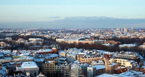 Vista da parte central da cidade Riga no inverno — Fotografia de Stock