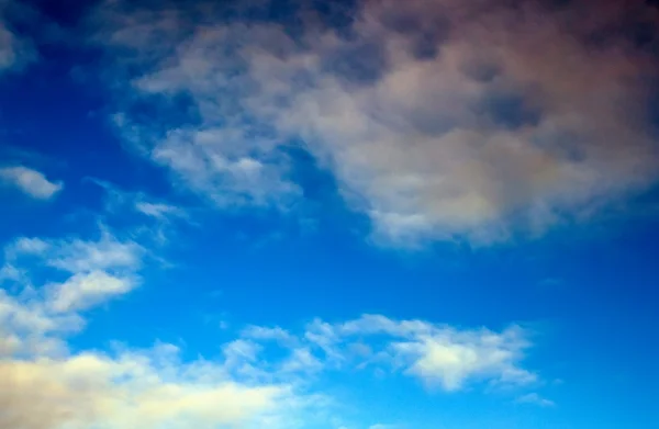Himmel med moln — Stockfoto