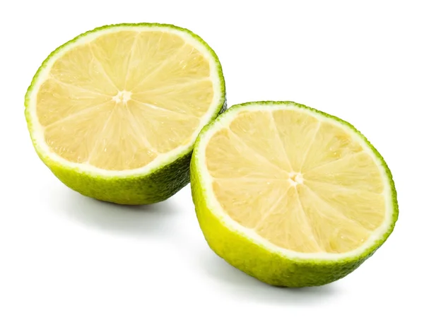 Duas fatias de limão fresco — Fotografia de Stock