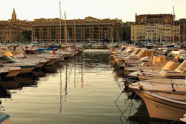 Boote im Hafen von Marseille — Stockfoto