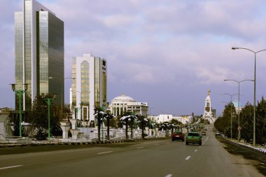 Kış geniş Bulvarı ve ashkhabad tarafsızlık kemer üzerinde Vew
