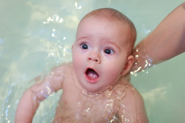 Small baby bathing — Stock Photo, Image