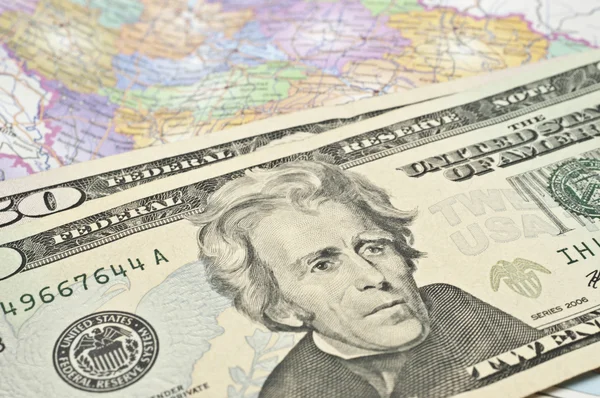 Harita üzerinde dolar — Stok fotoğraf