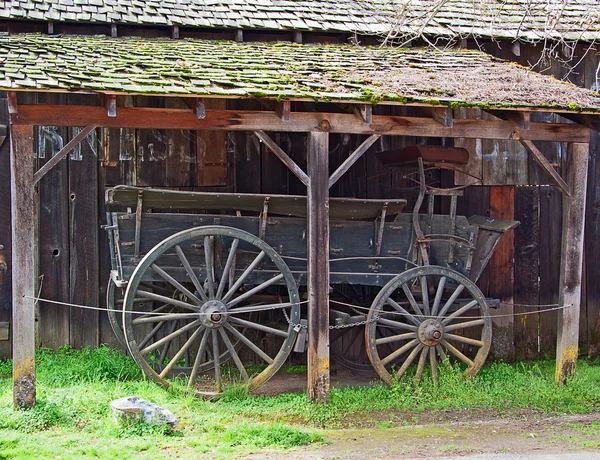 Stary wóz — Zdjęcie stockowe